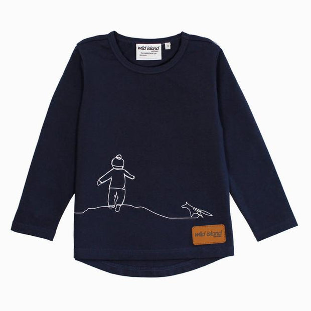 Wild Island Apparel | The Wanderer Top | Night Sky Navy | Whether you’re taking the scenic way home, wandering riverbanks or roaming your own backyard, this long sleeved kids t-shirt brings out that adventurous spirit. Available in 2 unisex colours in sizes 2-6 #wildislandapparel #genderneutralkidsclothes